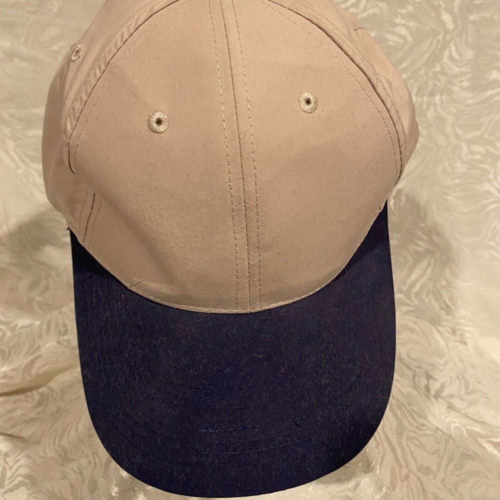 Topper one Size Two Tone Cap Adjustable back strap